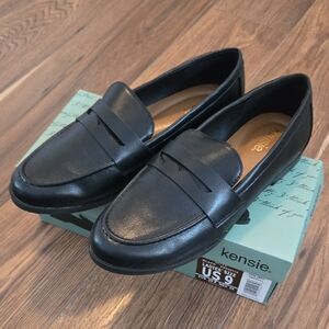 Kensie Elegant Black Loafers